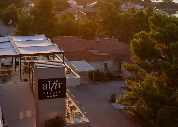 Aminess Alfir Otel 4*